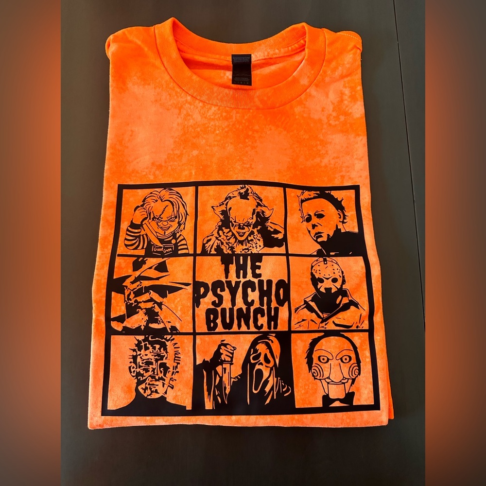 Halloween horror psycho bunch tshirt. Brand new size large!